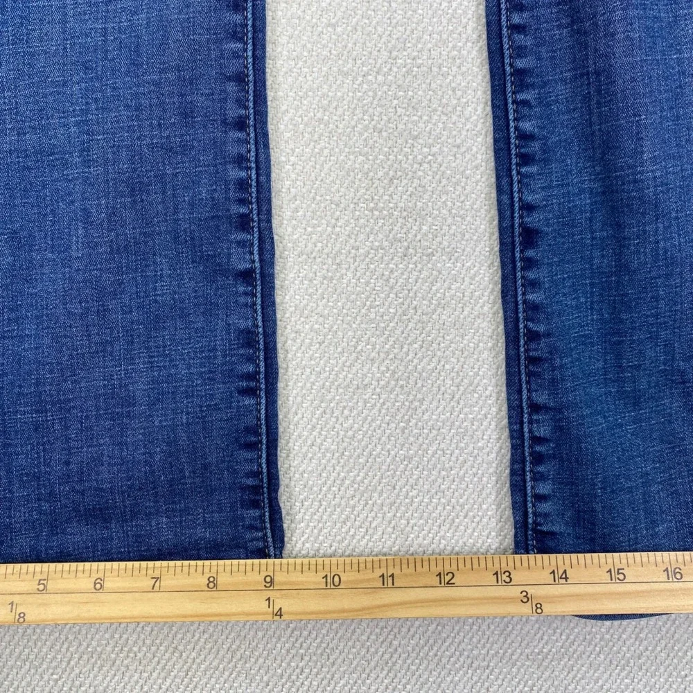Levi Strauss Classic Bootcut Jeans Women 16S Blue Mid Rise Stretch (33.5x30)